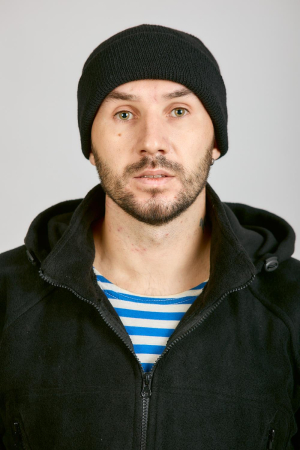 Шапка с отворотом, черный - интернет магазин Полигон